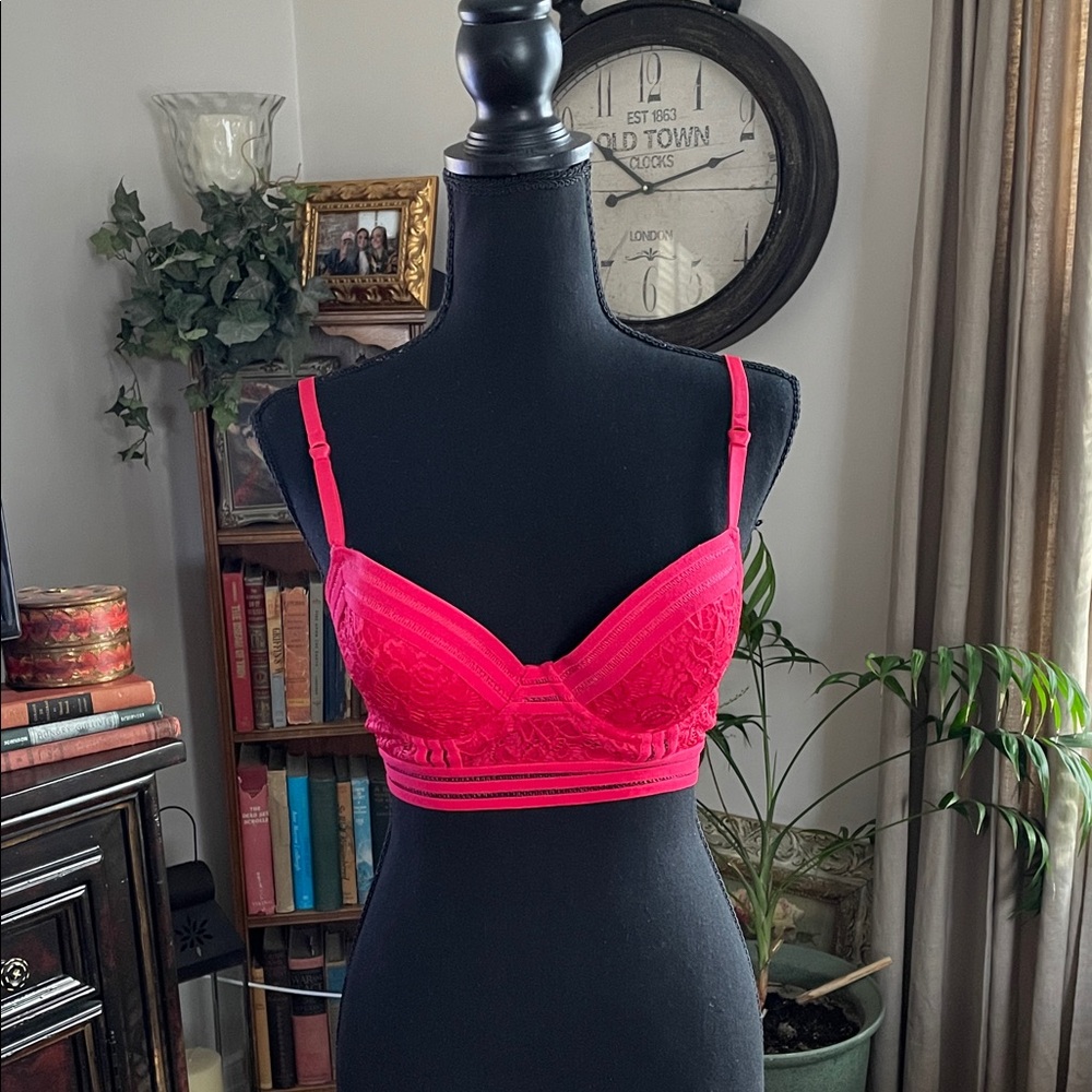 Frederick's of Hollywood Vibrant Red Lace Bra